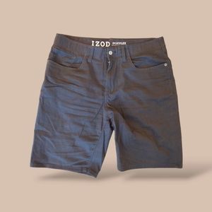 IZOD sportflex 9" shorts medium
